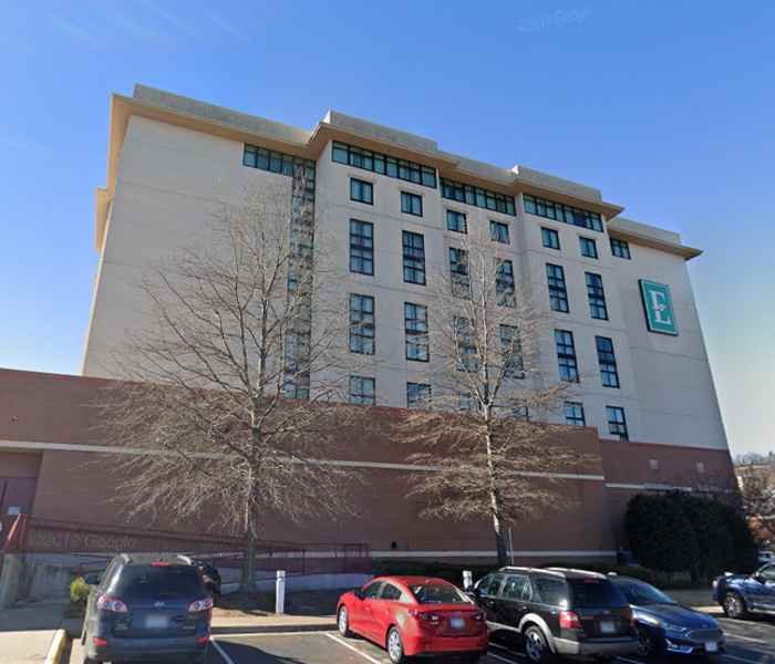 Embassy Suites by Hilton Hot Springs Hotel & Spa